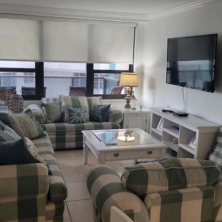 2 Bedroom 2 Bath Beachfront Condo On Miami Beach Millionaire Row Екстериор снимка